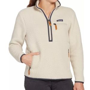 COPY - Patagonia Women's Retro Pile Marsupial Pullover. Medium